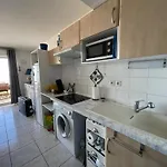 T2 Avec Terrasse, Climatisation Et Parking A - Fr-1-413-236 *